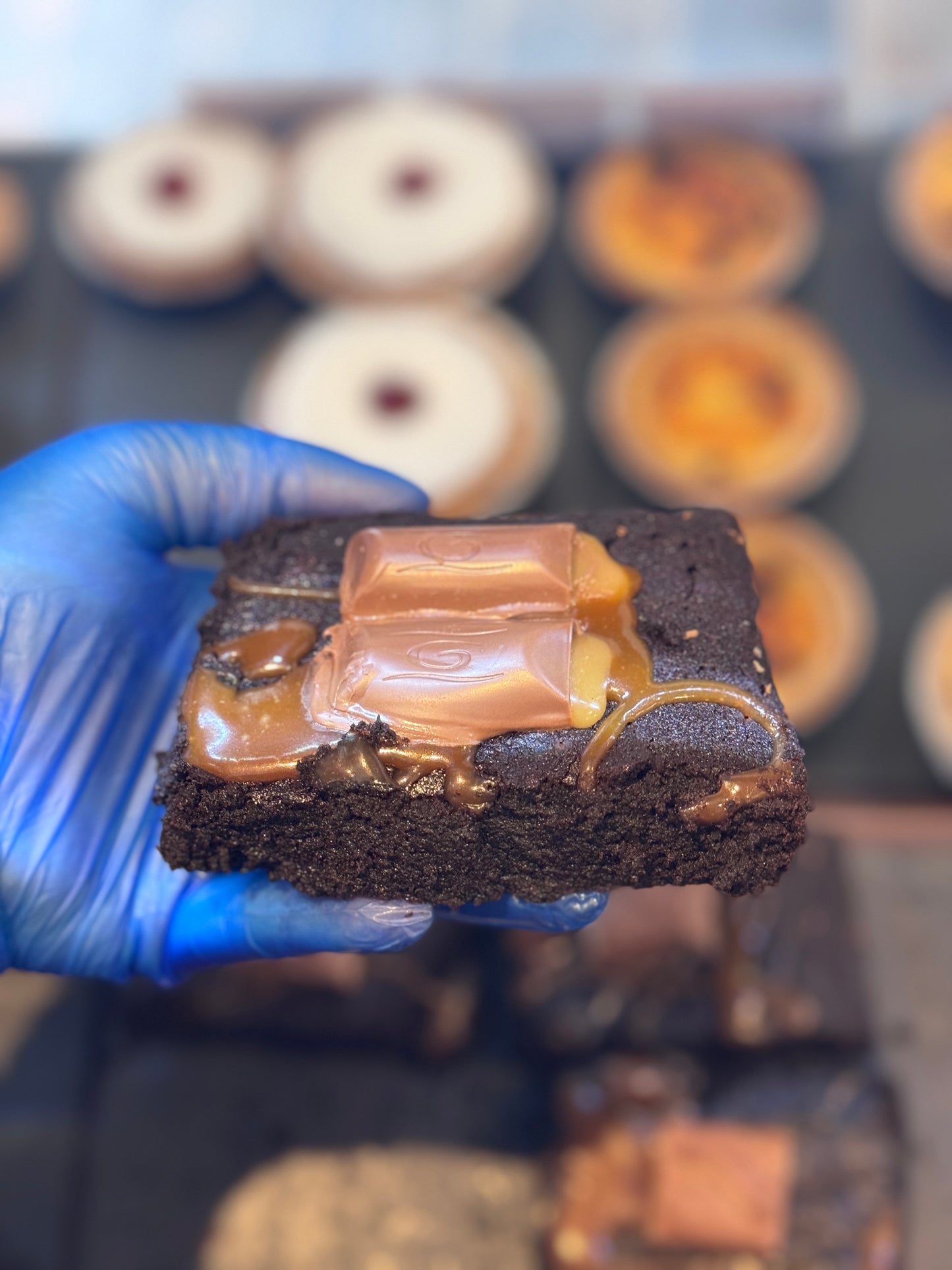 Box of 2 Galaxy Caramel Brownie