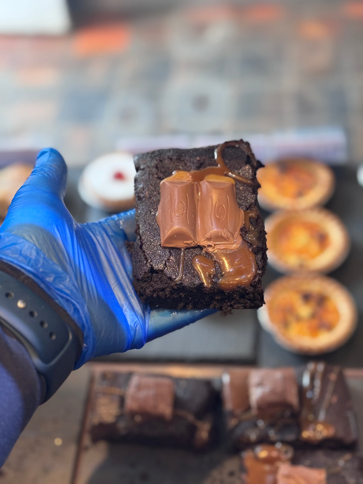 Box of 2 Galaxy Caramel Brownie