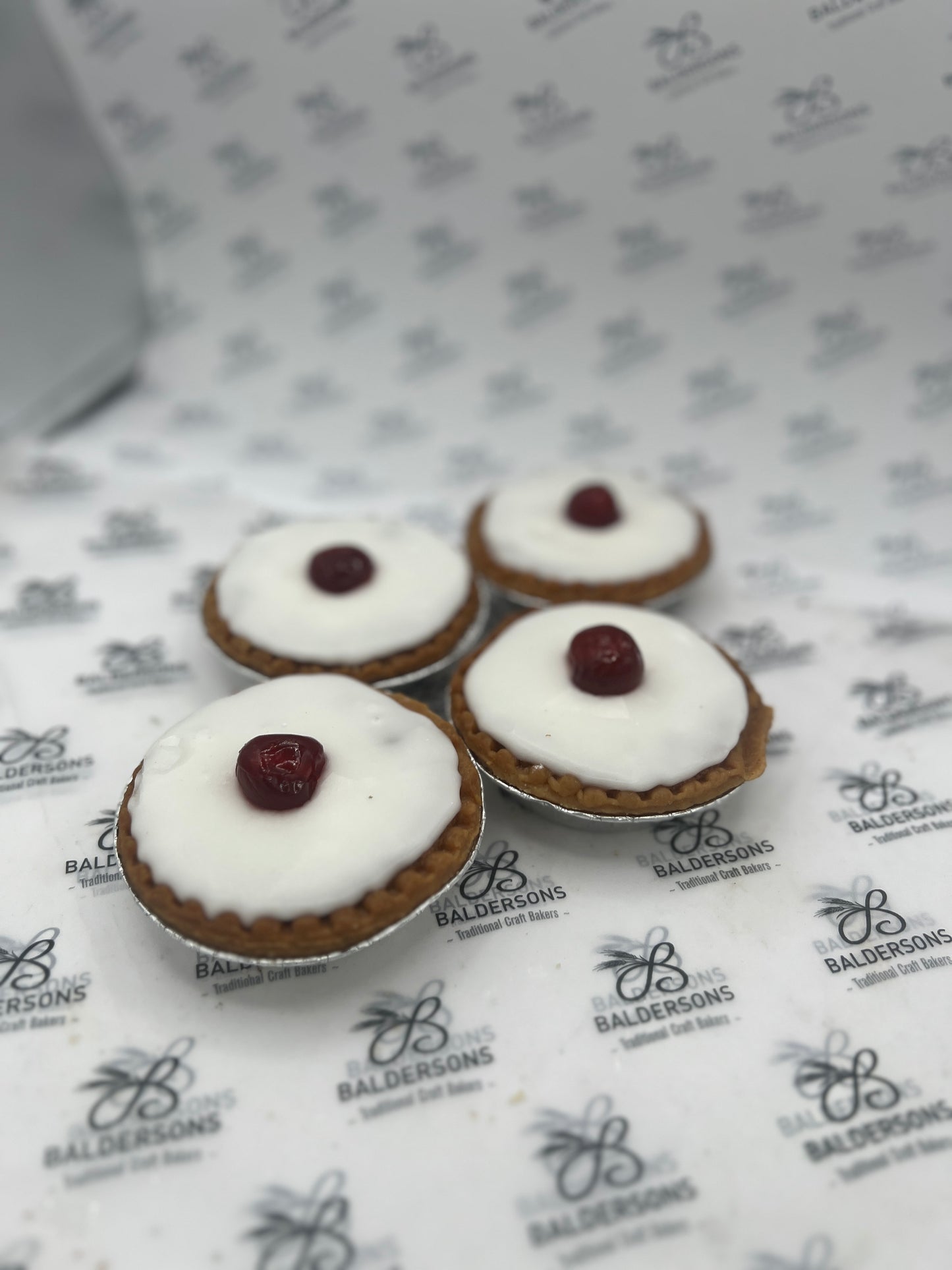 Box of 2 Bakewell Tarts